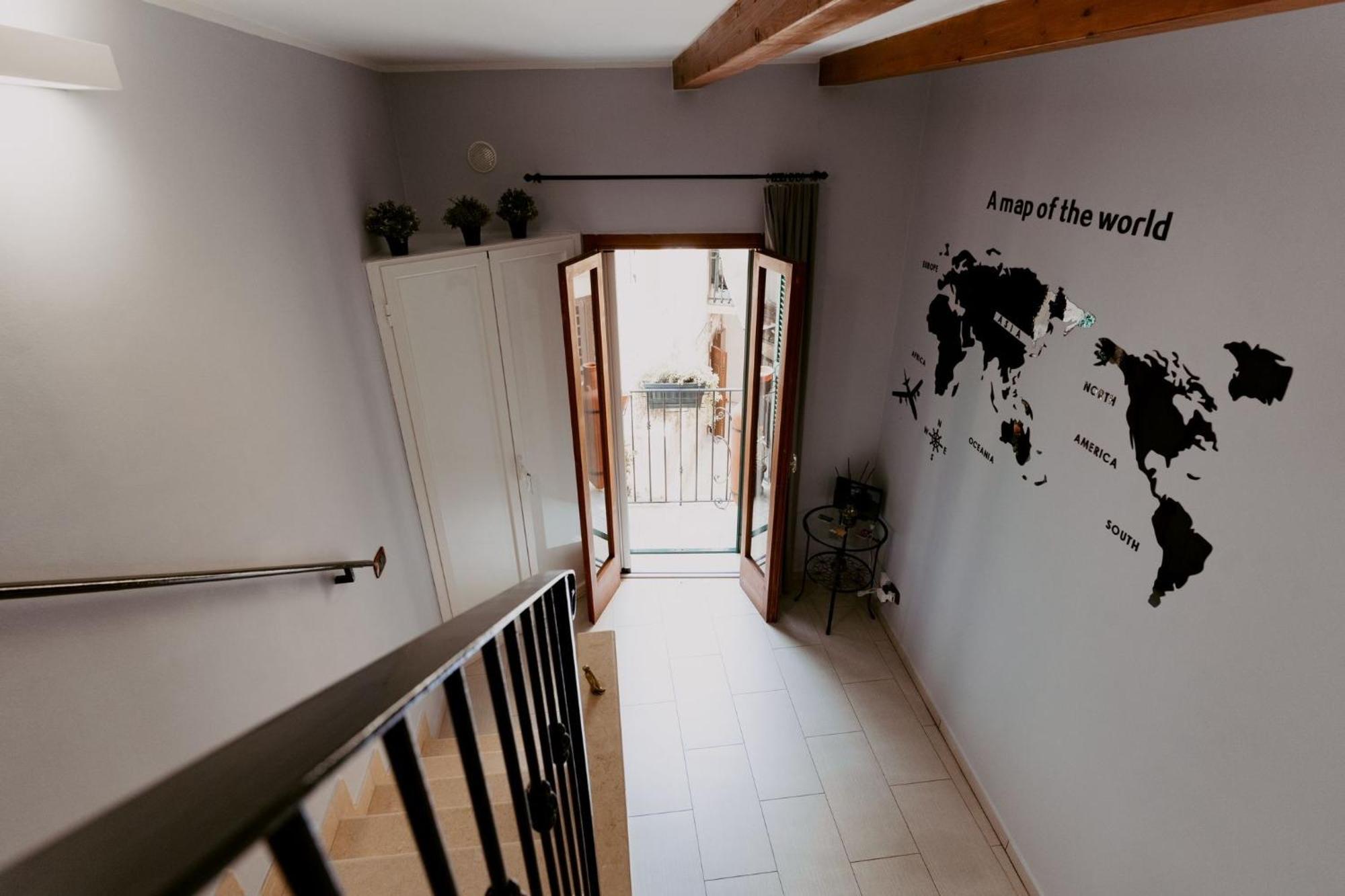 Dimora L'Etual Panzió Bari Kültér fotó
